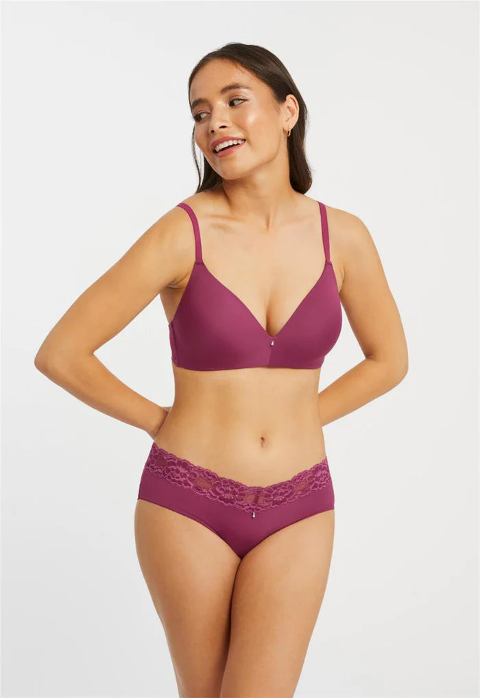 9003 Cranberry - Hipster