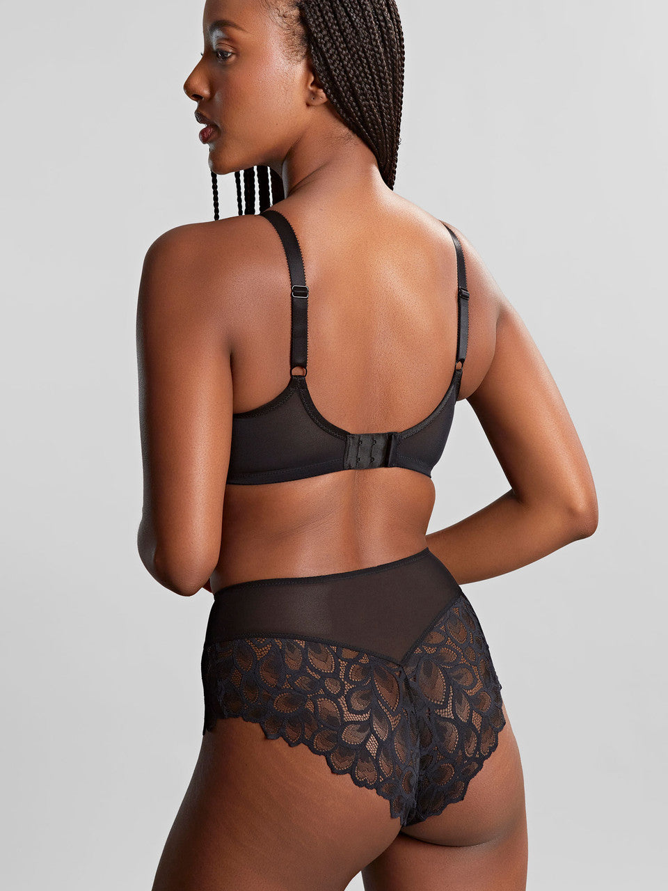 10764 Black/Latte - Allure Deep Brief