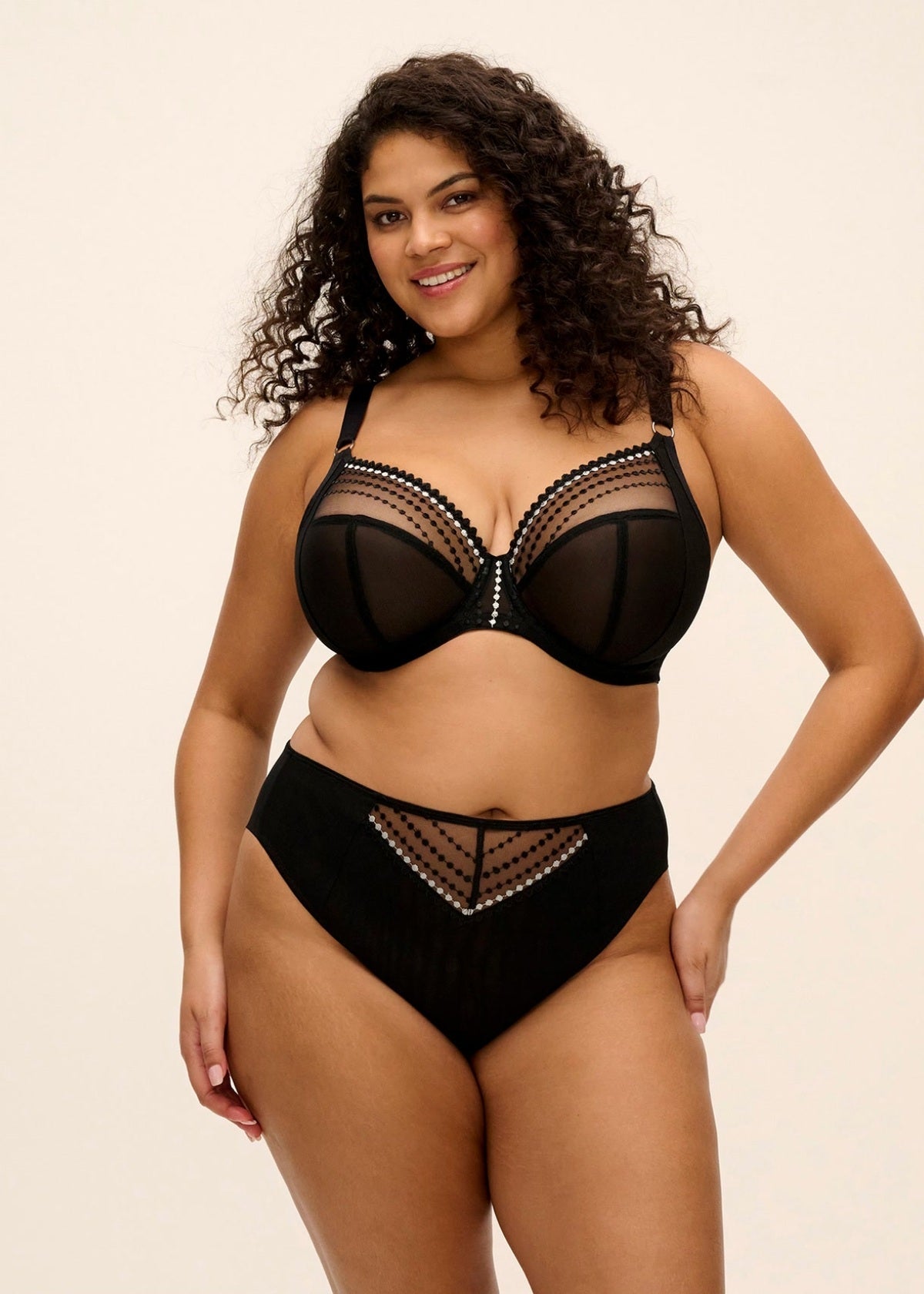 EL8900 Black - Matilda UW Plunge Bra