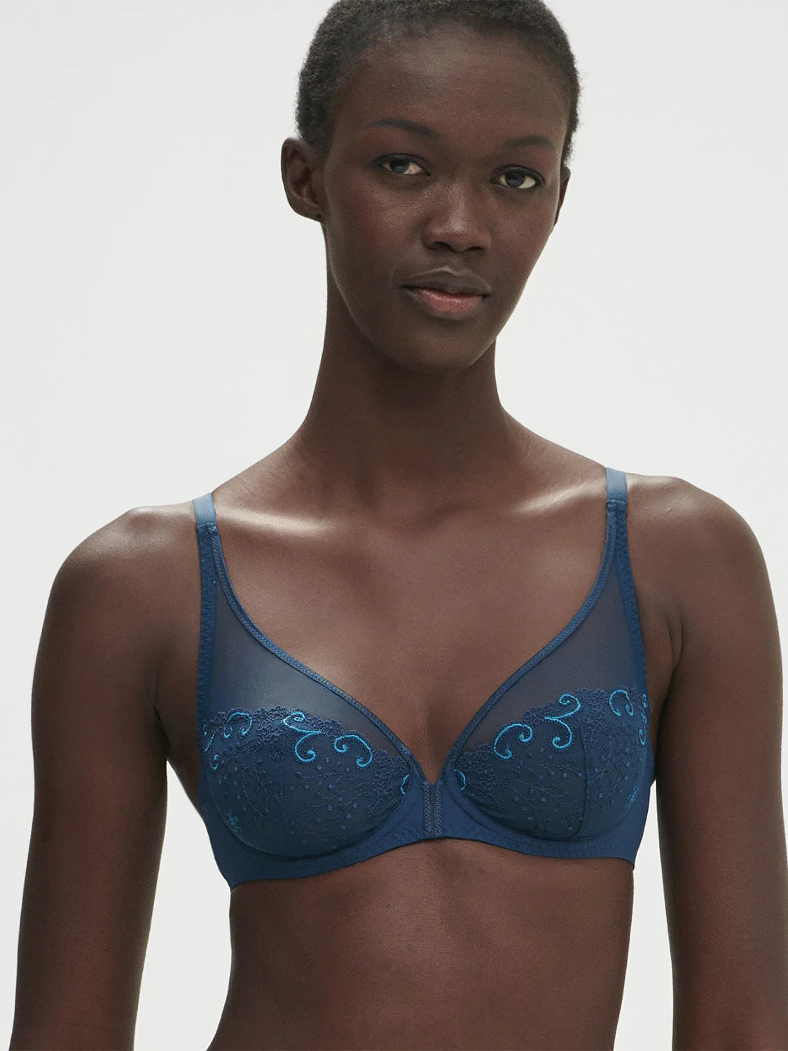 12X319 Bleu Prestige - Delice Sheer Plunge