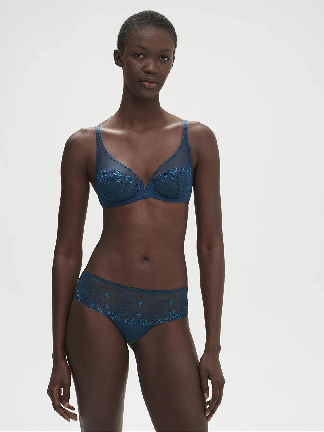 12X319 Bleu Prestige - Delice Sheer Plunge