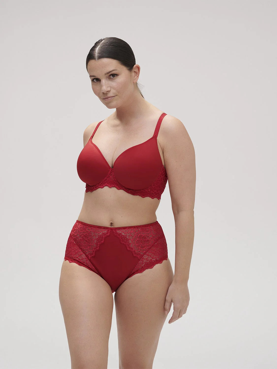 12A316 Rouge Tango - Caresse 3D Plunge Bra