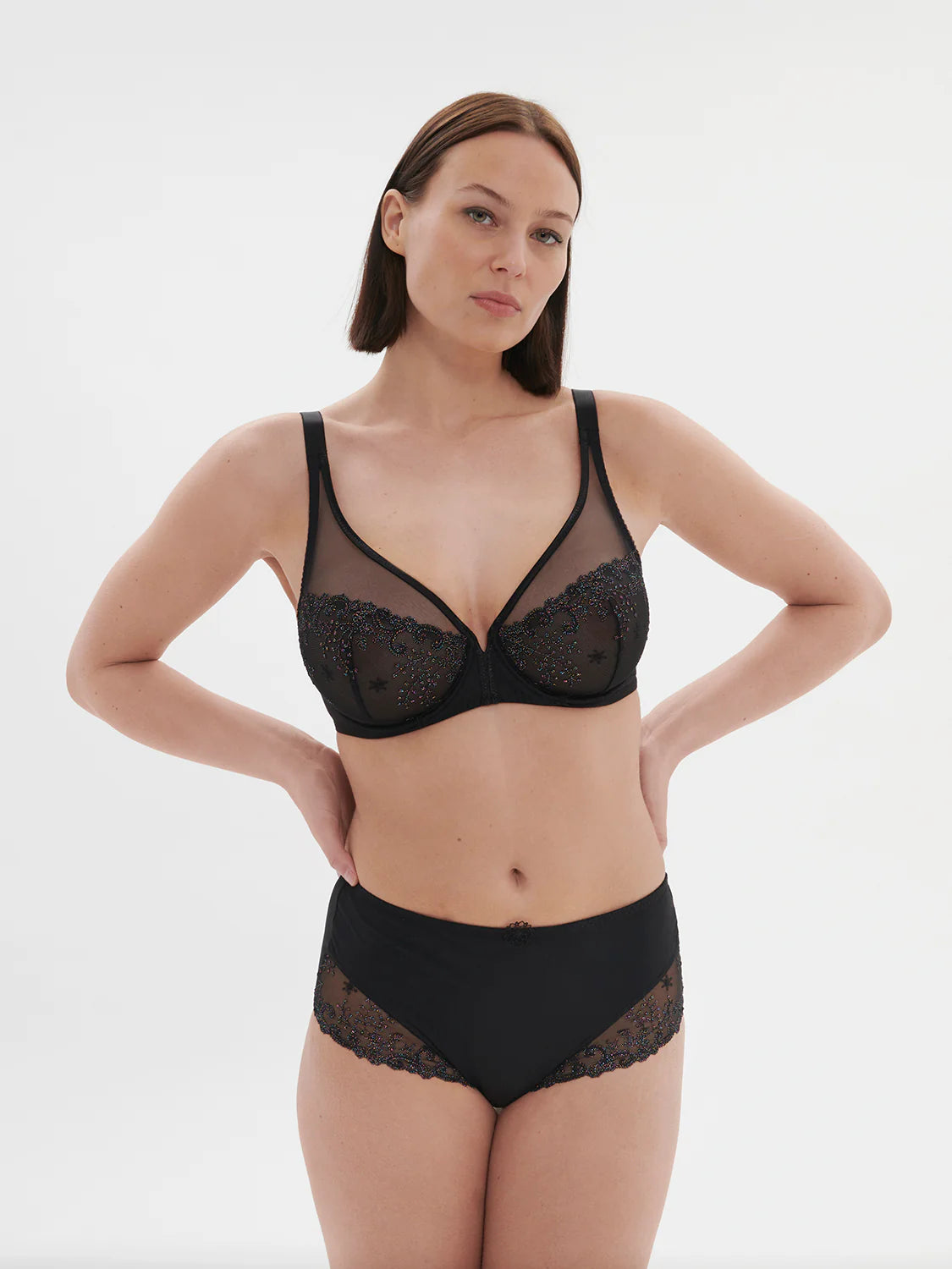 12X319 Gem Black - Delice Sheer Plunge