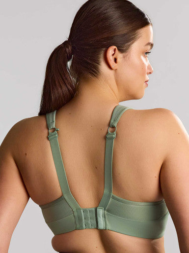 9443 Pale Green - Thrive Wired Sports Bra