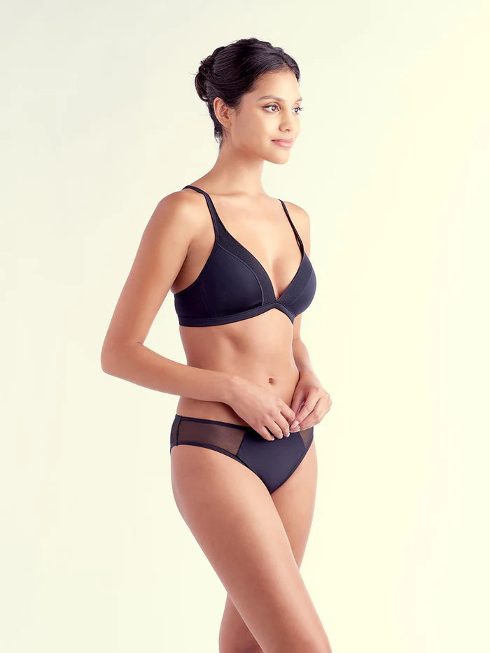 Y001S Black - Erika Smooth Wire Free Bra