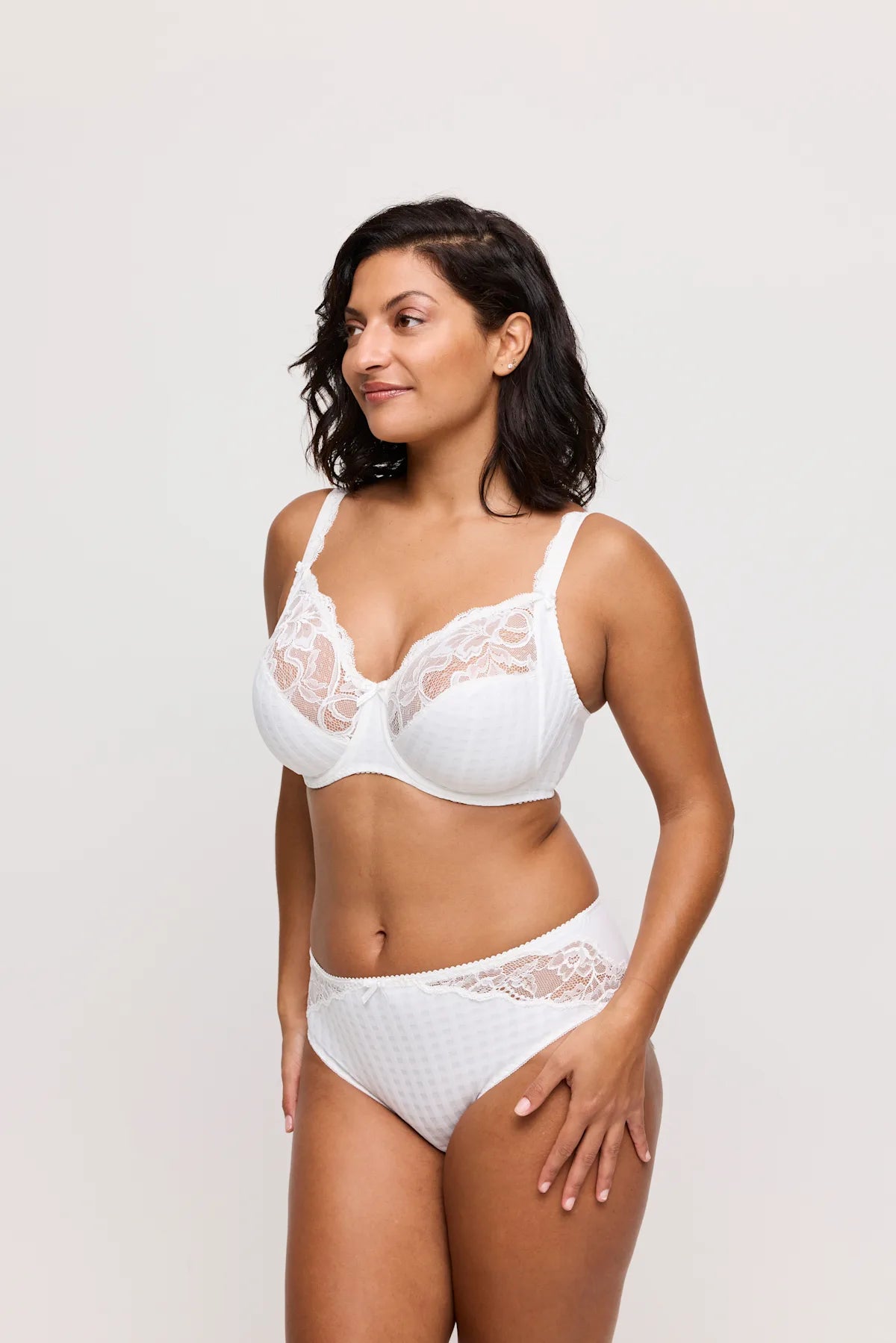 0162120/21 Natural - Madison Full Cup Bra