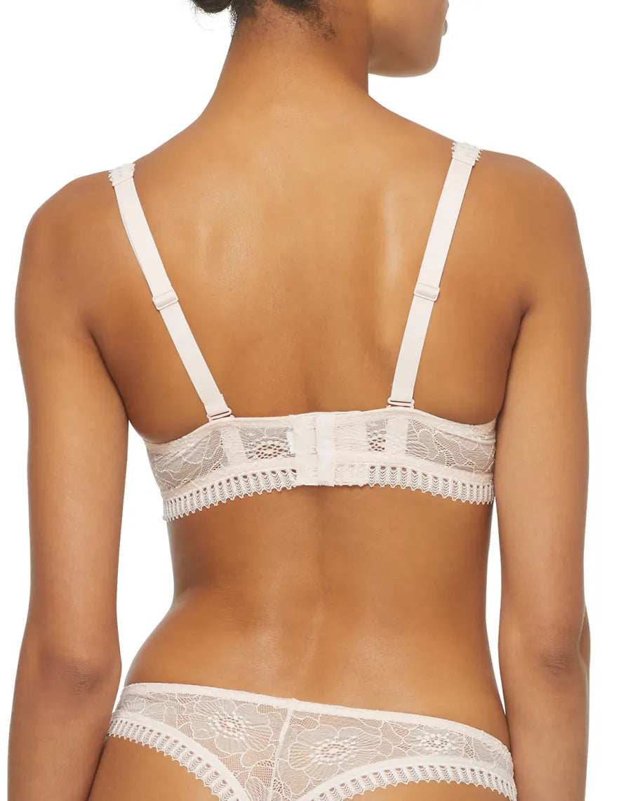 15Y250 White - Swing Wireless Bra