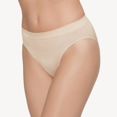 834175 Sand - B-Smooth® Seamless Hi-Cut